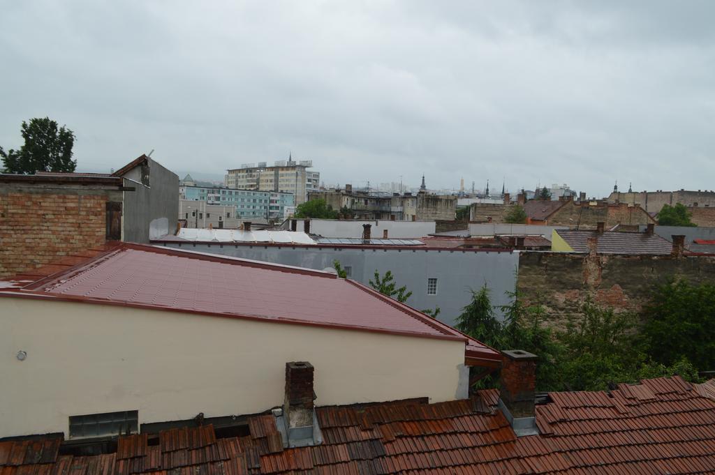 Csikos Apartment كلوج-نابوكا المظهر الخارجي الصورة