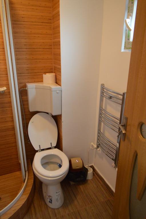 Csikos Apartment كلوج-نابوكا المظهر الخارجي الصورة